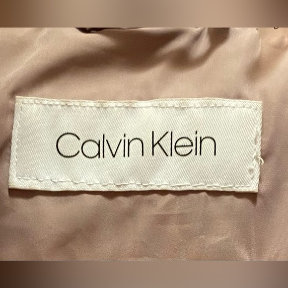 Calvin Klein faux fur hooded puffer coat - Picture 3 of 5